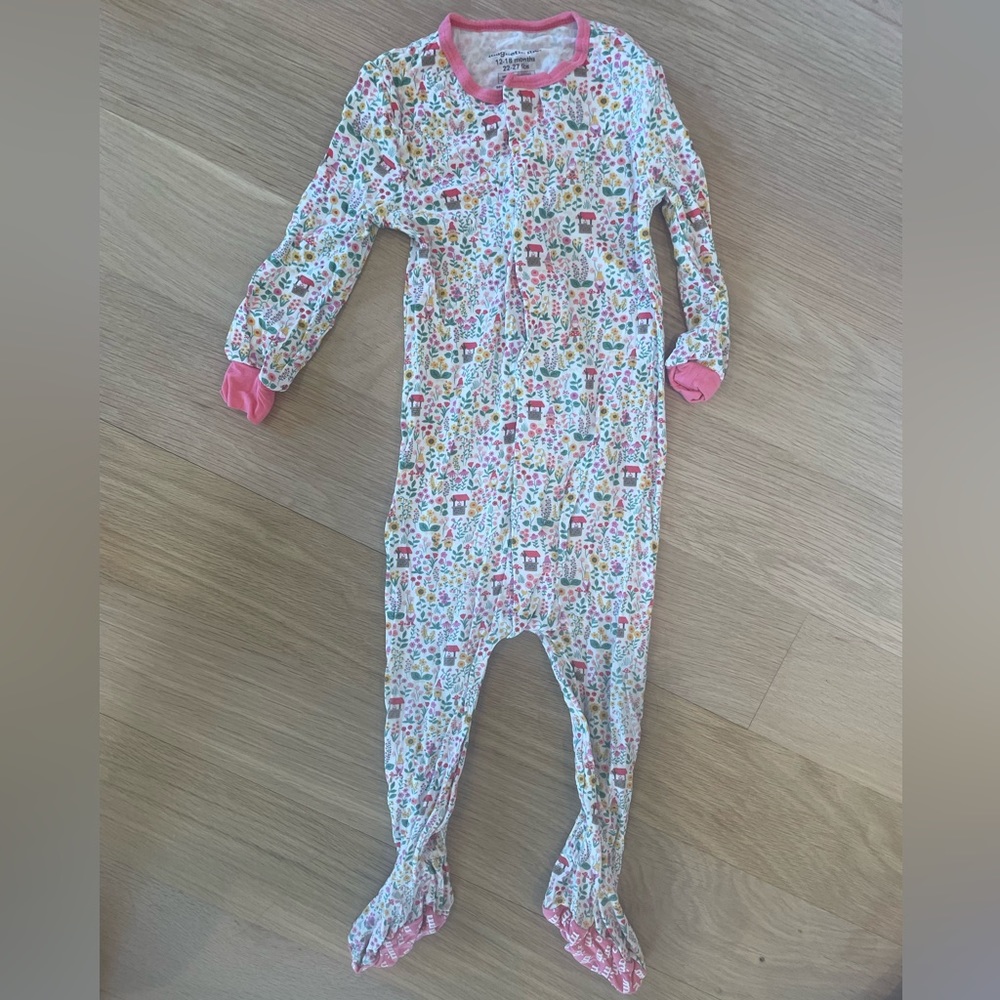 Magnetic Me Footie 12-18 months